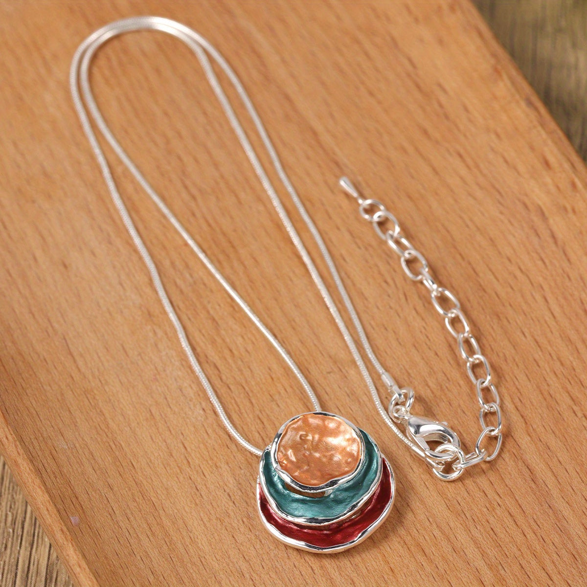 1pc Durable Enamel Zinc Alloy Necklace - Stylish Golden or Silvery Chain, Unisex Design for Men and Women - Ideal Gift for Any Occasion