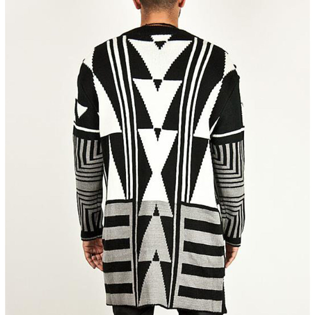 Sweater black and white gray fight color