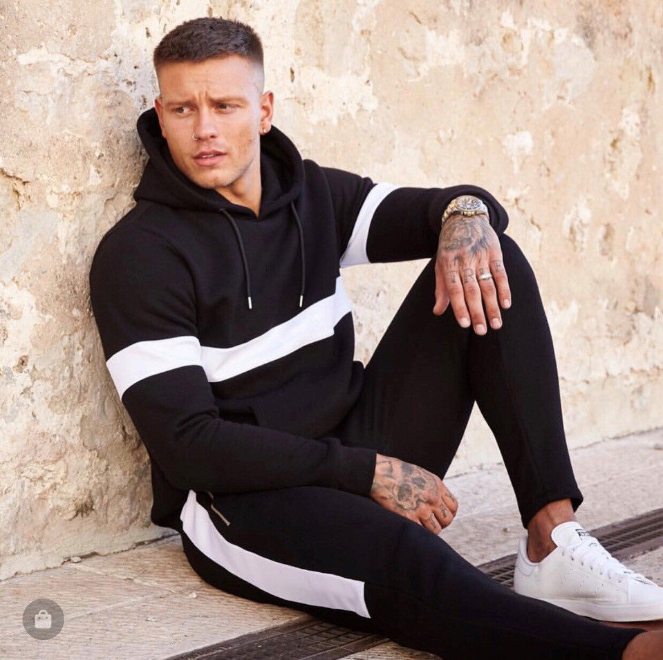 Fashion hooded men's sports casual sweater