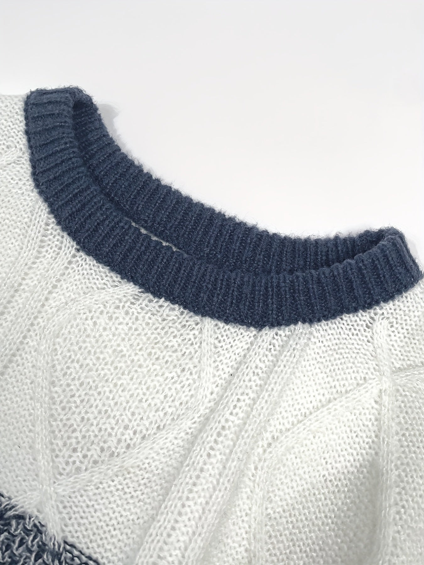 All Match Knitted Argyle Color Block Sweater, Men's Casual Warm Slightly Stretch Crew Neck Pullover Sweater For Men Fall Winter