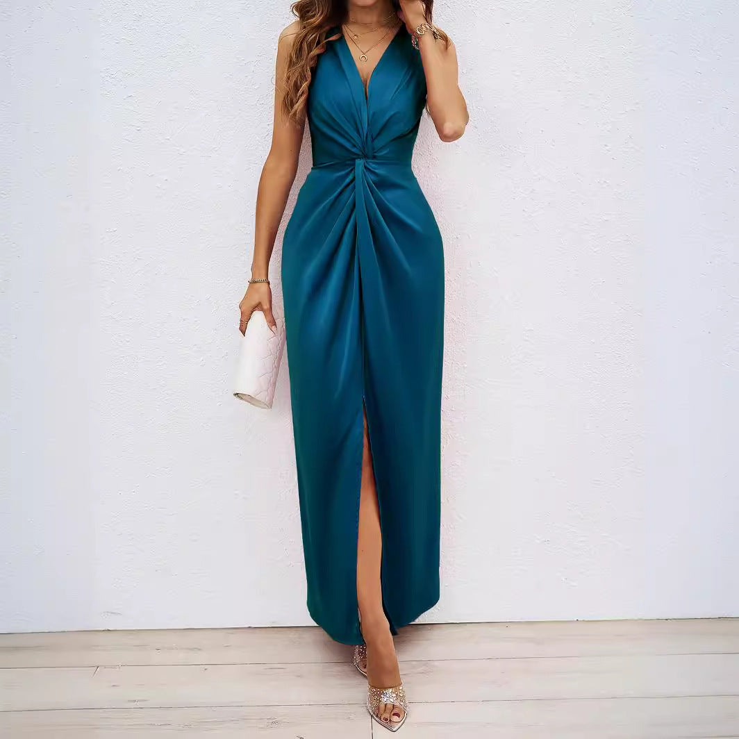 Summer Elegance Kinked Sleeveless V-neck Slit Dress