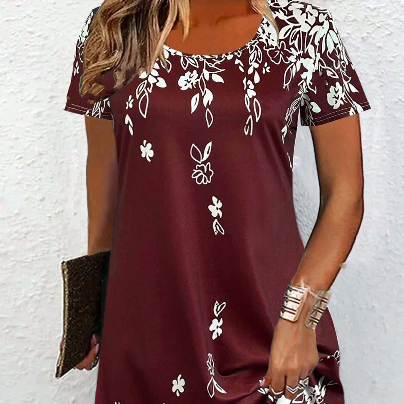 Women's Casual Round Neck Short Sleeve Vintage Versatile Mini Dress For Summer Vacation